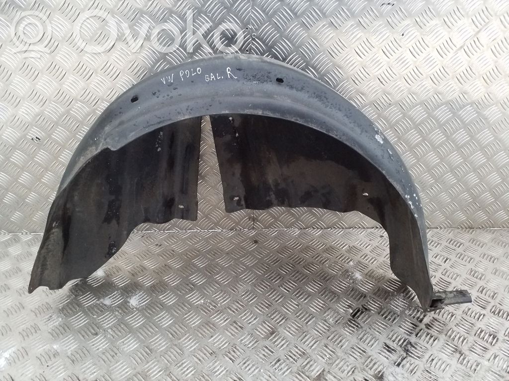 Volkswagen Polo IV 9N3 Rivestimento paraspruzzi parafango posteriore