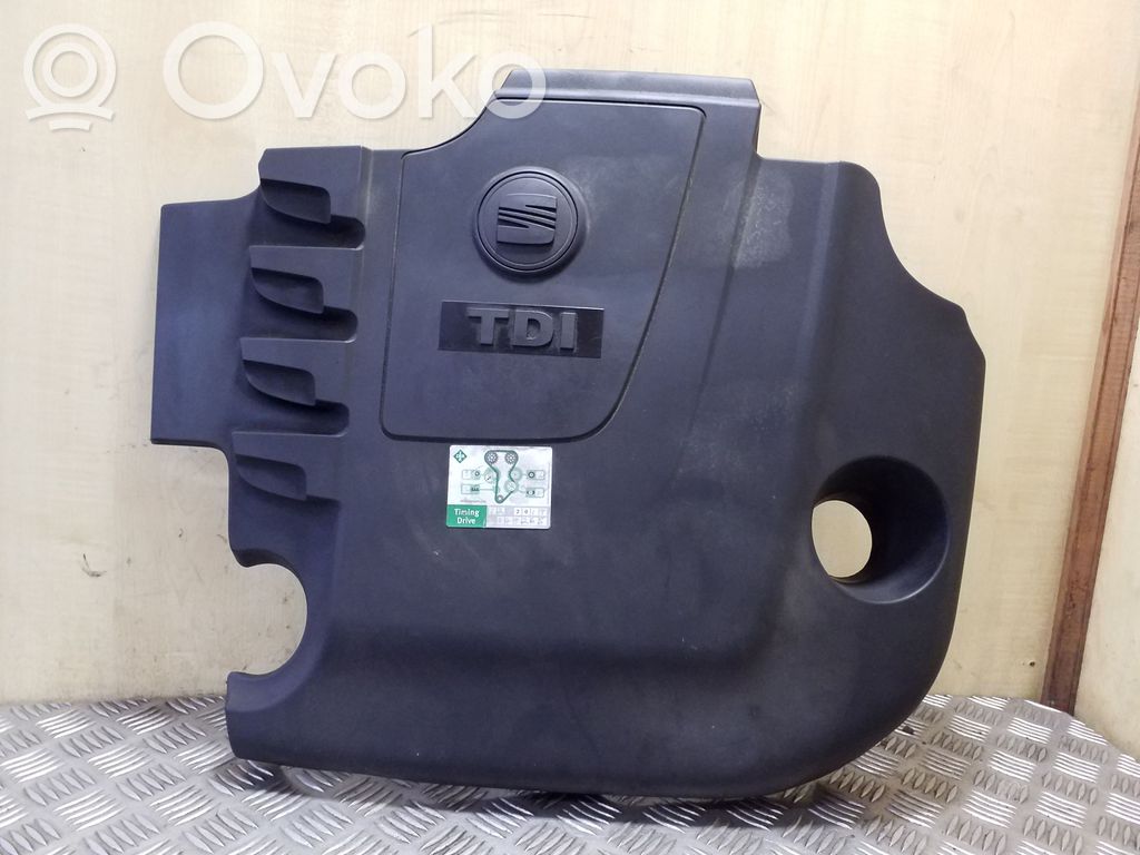 Seat Exeo (3R) Osłona górna silnika 