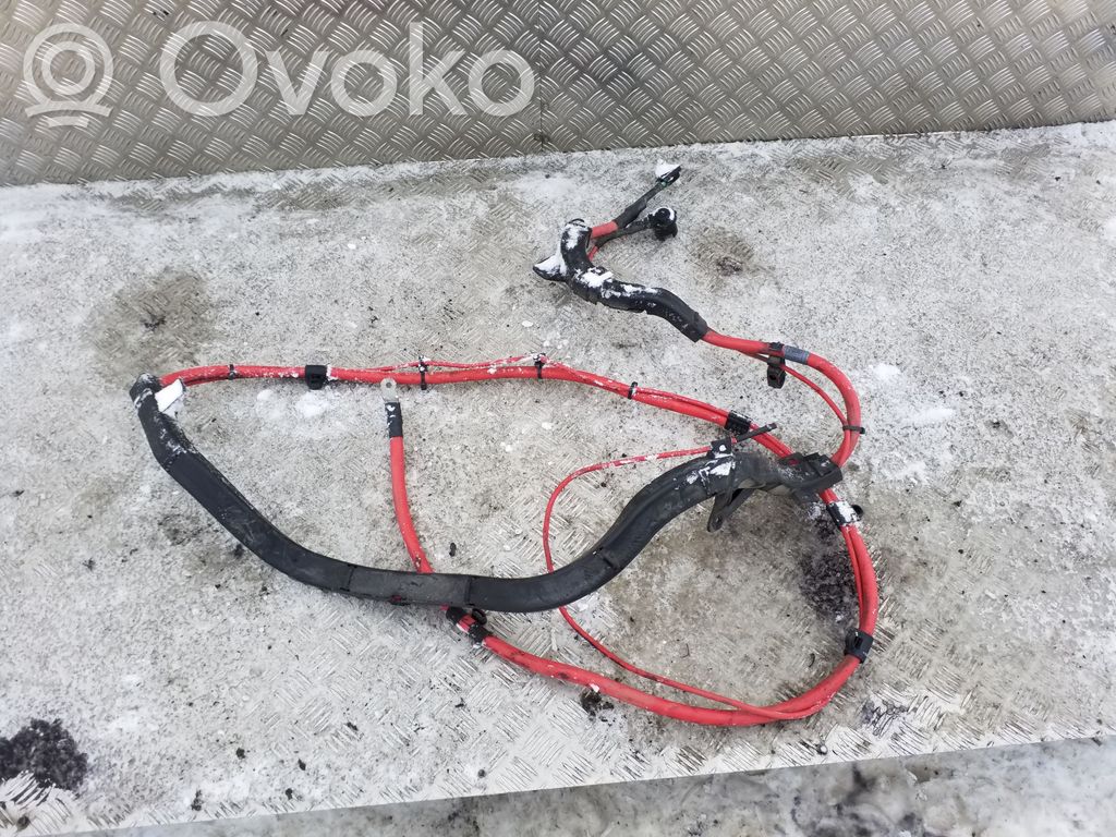 BMW 3 E90 E91 Positive cable (battery) 