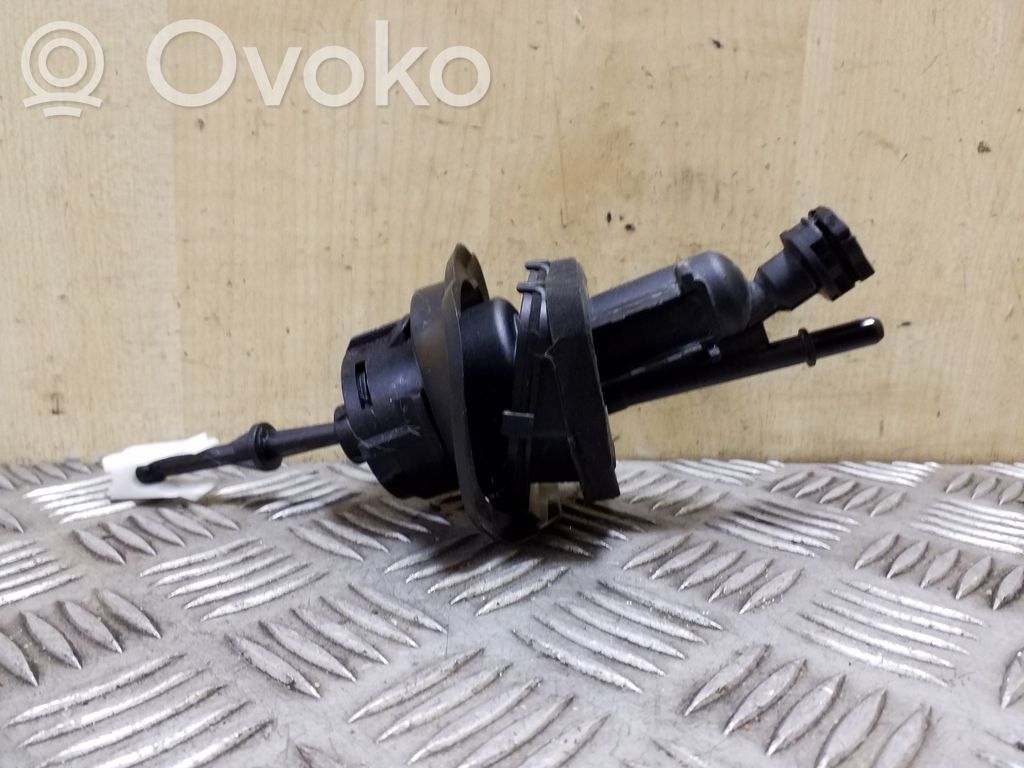 Pompa della frizione   3M517A543BF