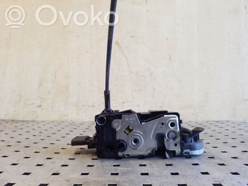 Citroen C4 I Picasso Rear door lock 