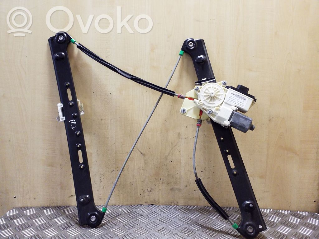 BMW X3 E83 Front door window regulator with motor 