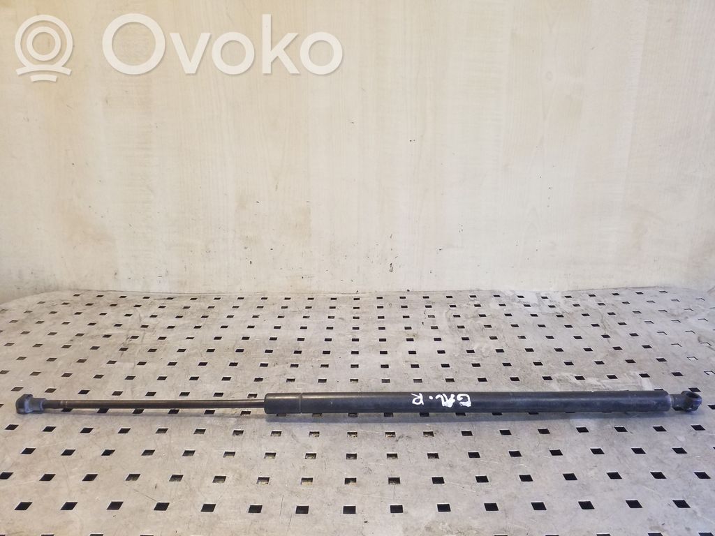 BMW X3 E83 Tailgate/trunk strut/damper 