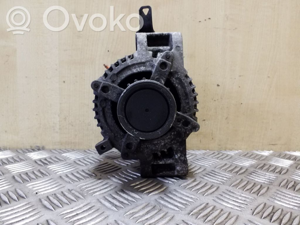 Toyota Avensis T270 Generatore/alternatore 