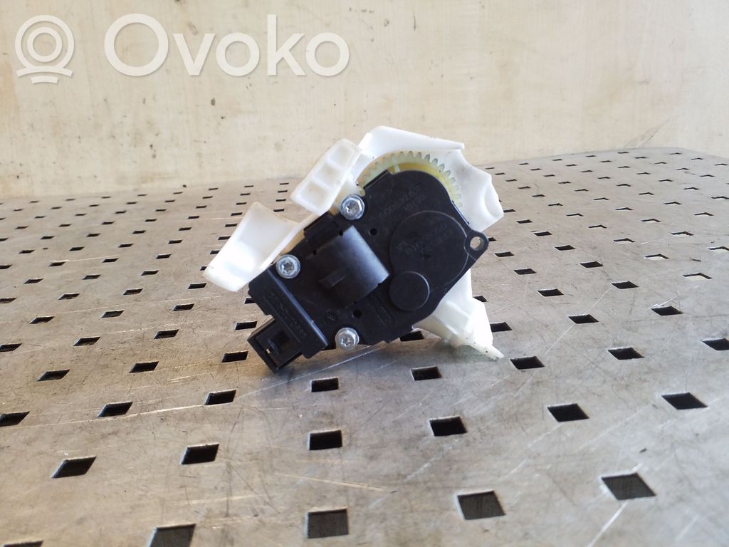 Audi A5 8T 8F Motor/actuator clapetă aer 