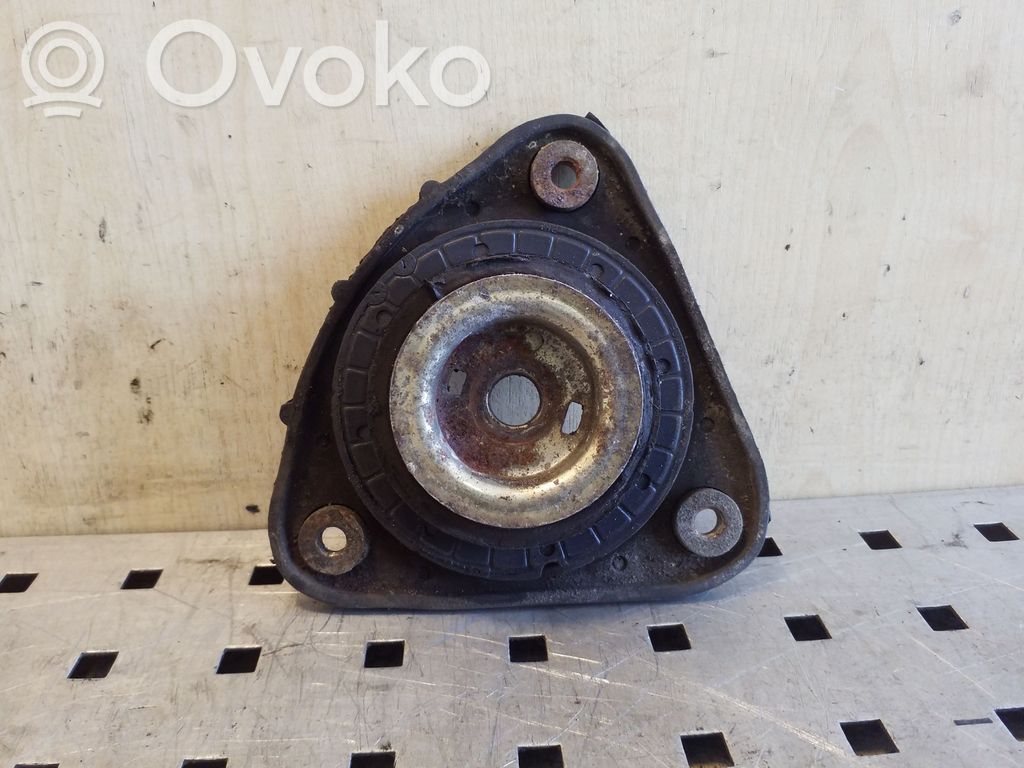 Volvo S40 Kierrejousen kiinnitys 