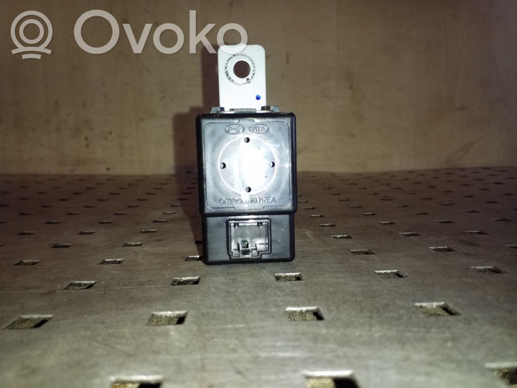 Sensor del altavoz de aparcamiento PDC   957103K100