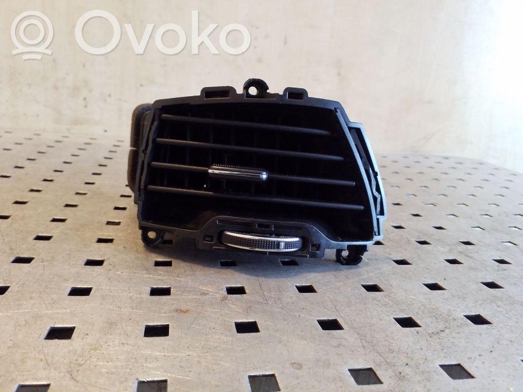 KIA Sportage Grilă ventilație/ramă laterală bord 