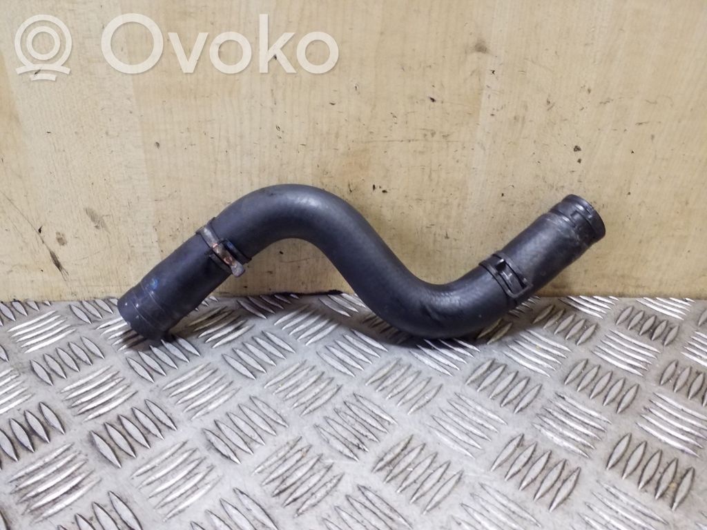 Engine coolant pipe/hose