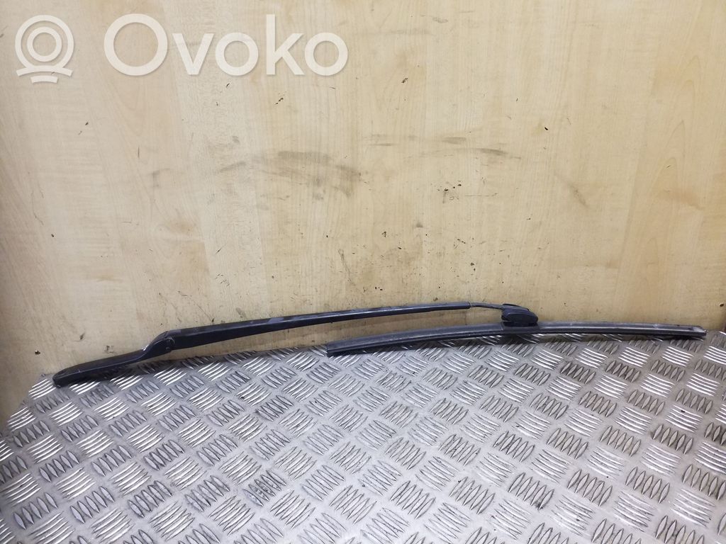 BMW X5 E53 Front wiper blade arm 