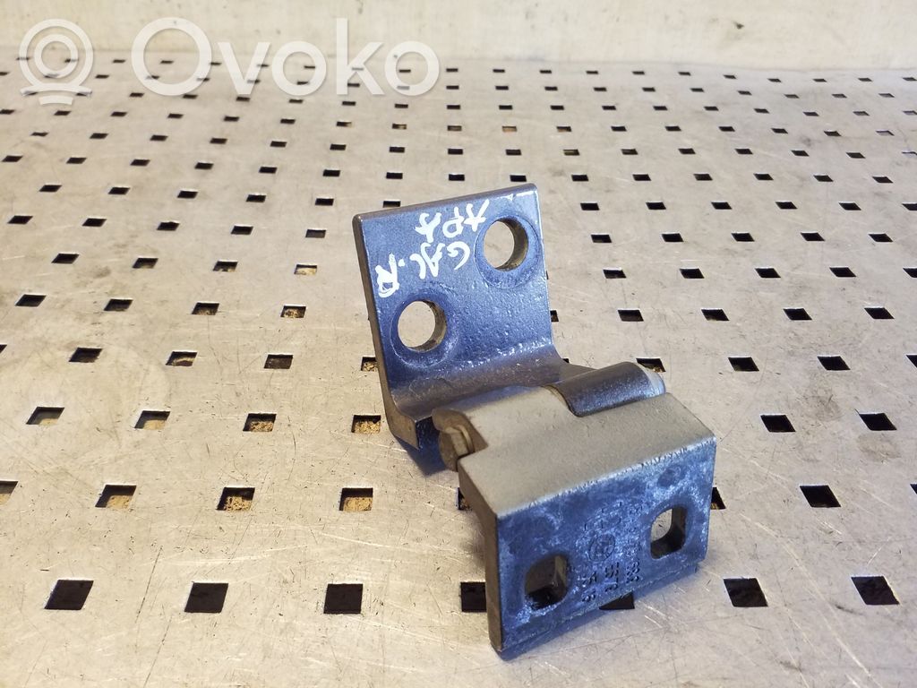 BMW X5 E53 Rear door lower hinge 