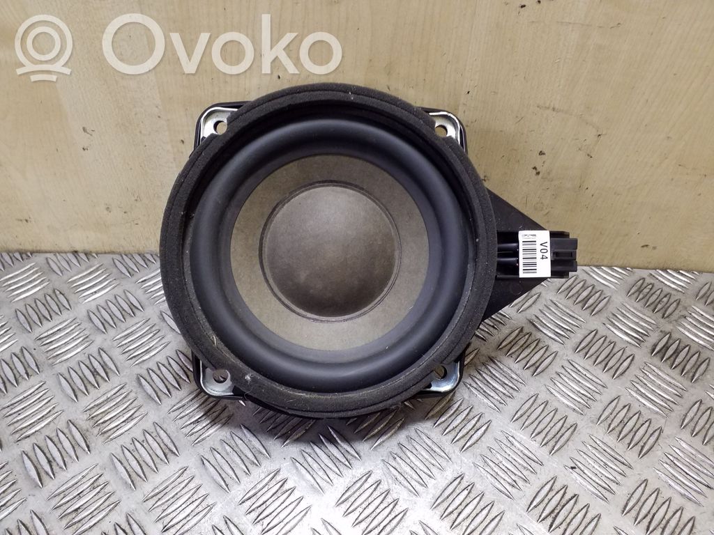 Hyundai i40 Subwoofer 