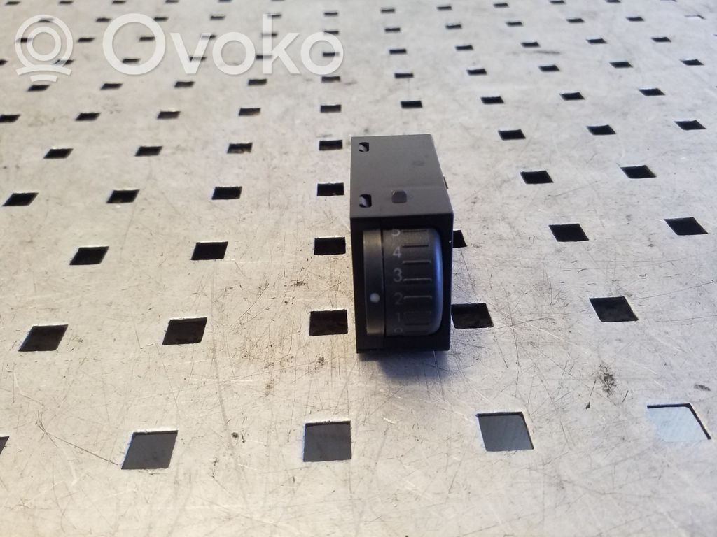 Subaru Forester SH Comutator control nivel faruri 