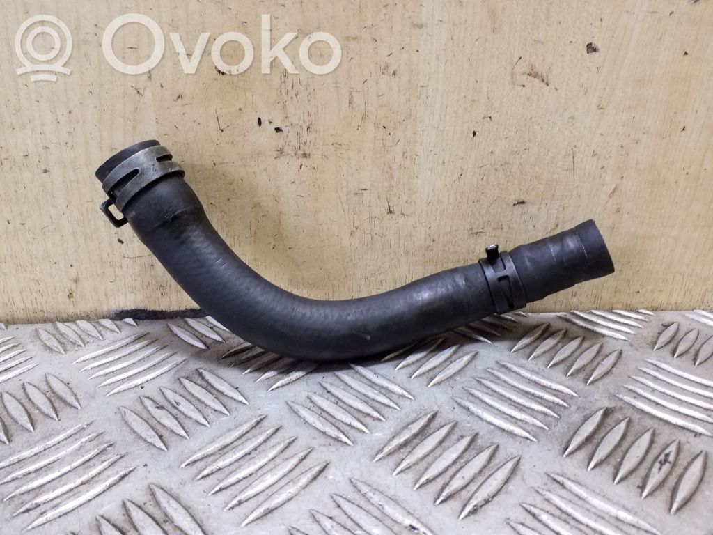 Volkswagen Tiguan Engine coolant pipe/hose 