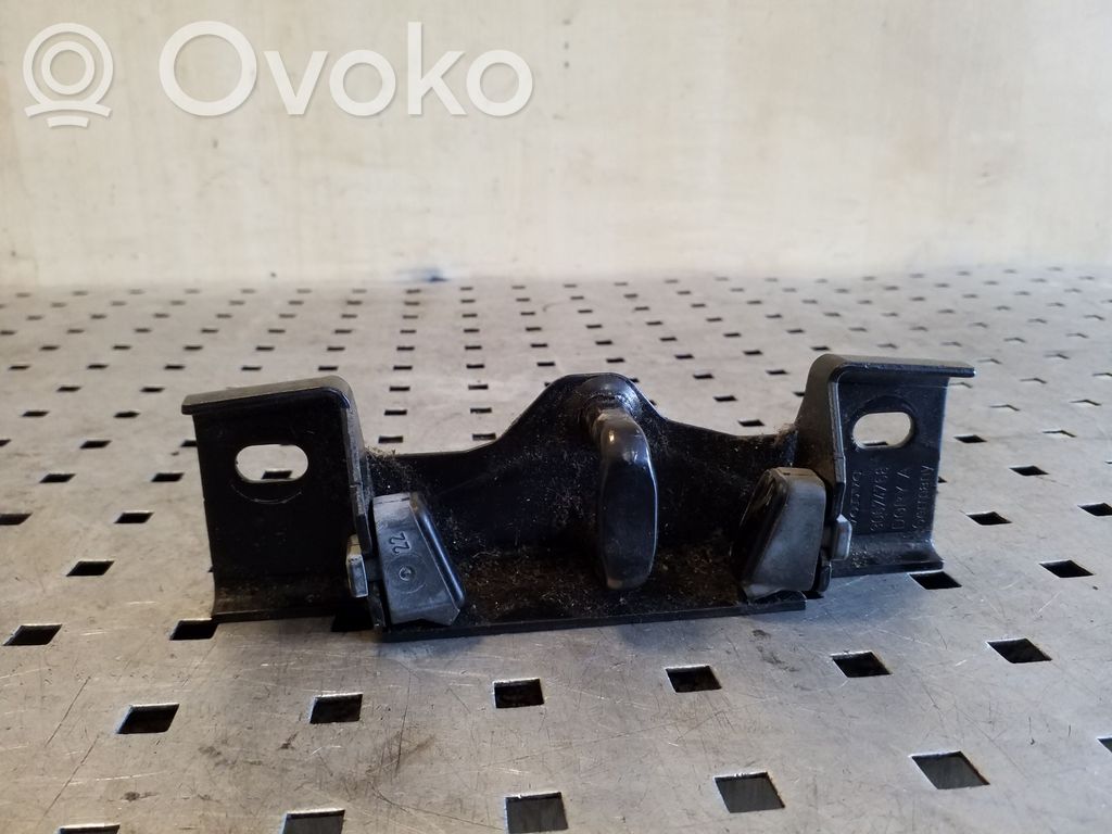 Loading door lock loop/hook striker   30674768