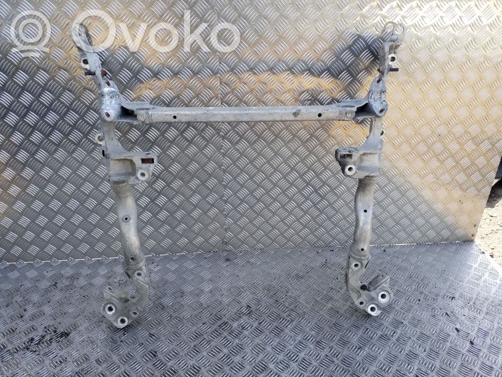 Rama pomocnicza przednia   8T0399315F