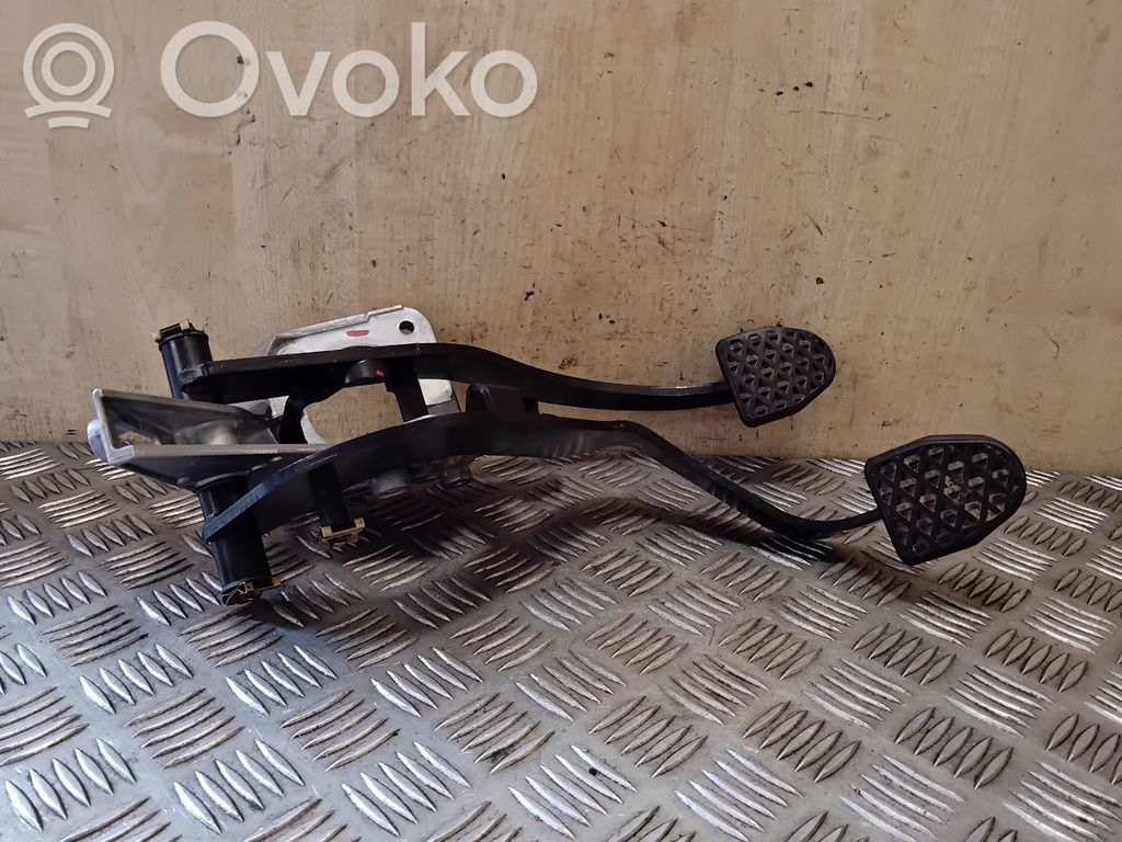BMW X3 E83 Assemblage pédale 