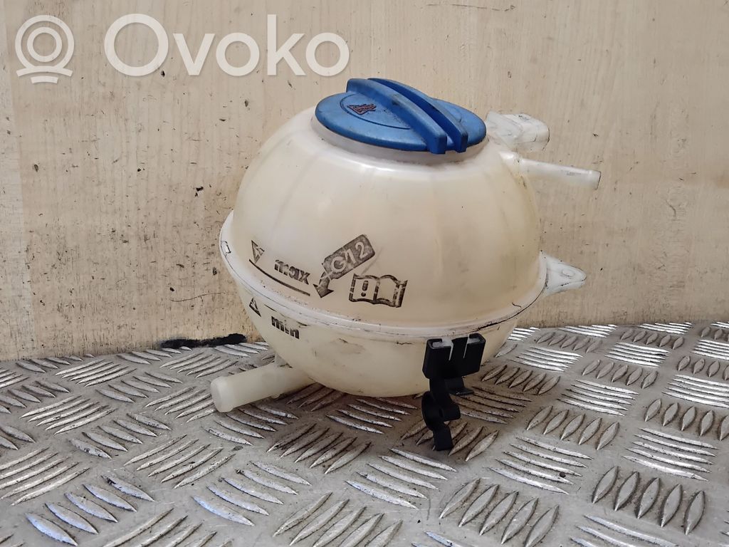 Volkswagen Polo IV 9N3 Serbatoio di compensazione del liquido refrigerante/vaschetta