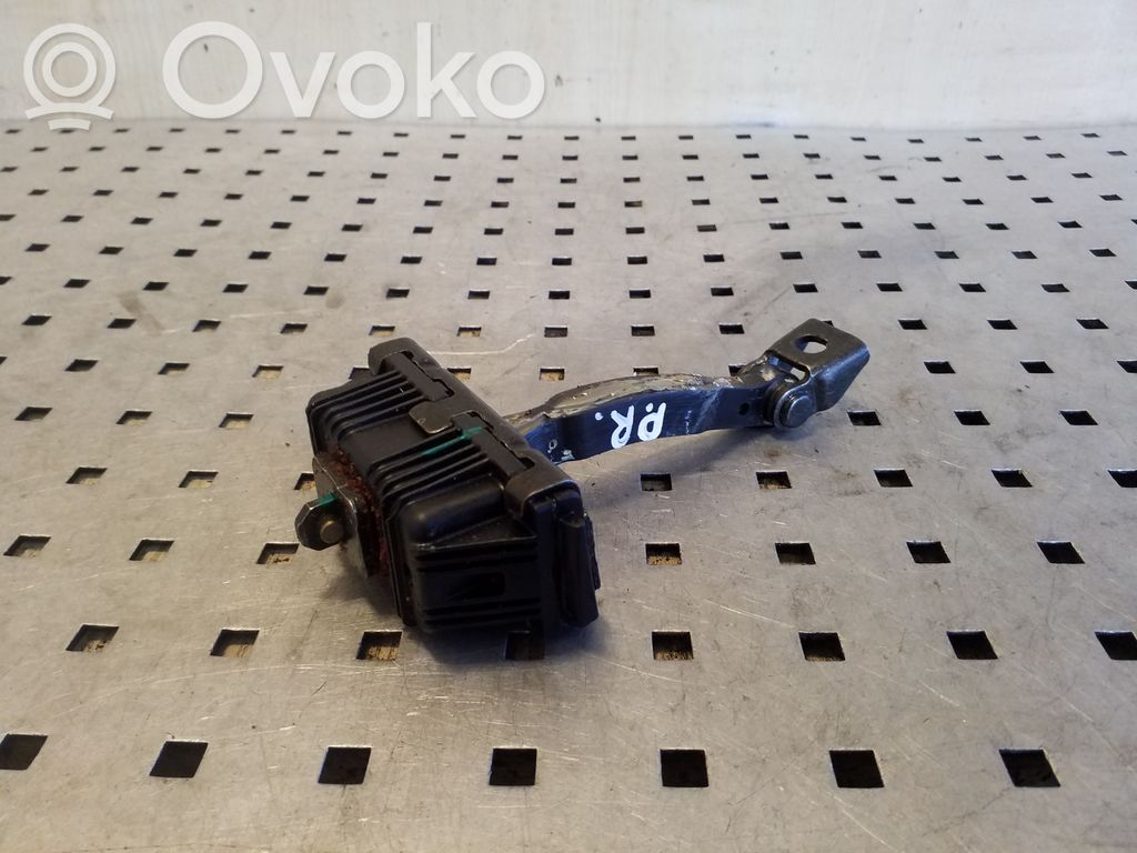 BMW X5 E53 Etuoven pidätin 