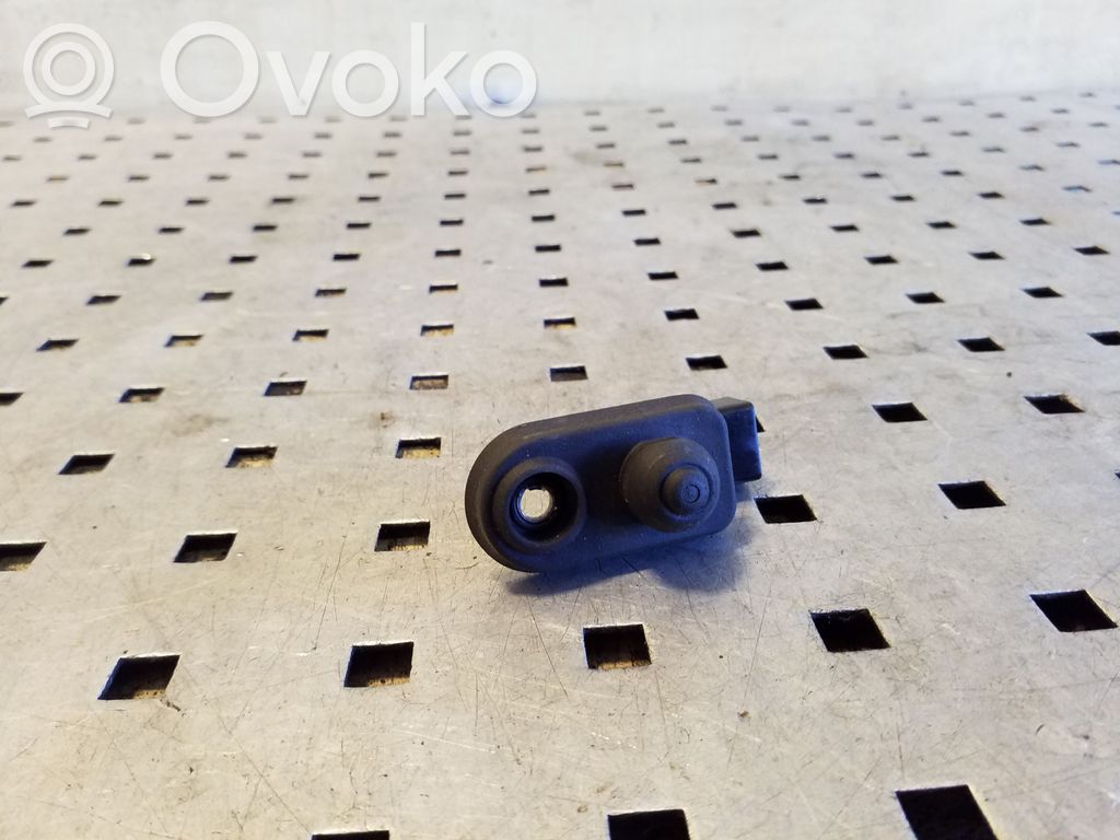 Mitsubishi Outlander Rear door sensor 