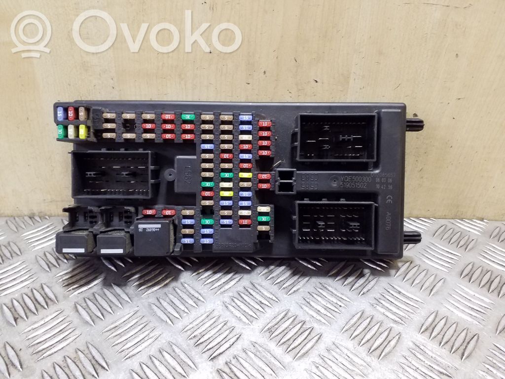 Land Rover Discovery 3 - LR3 Sulakemoduuli 
