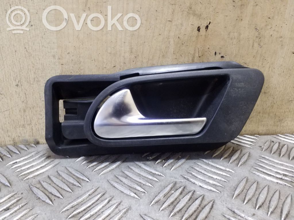 Volkswagen Tiguan Maniglia interna per portiera anteriore