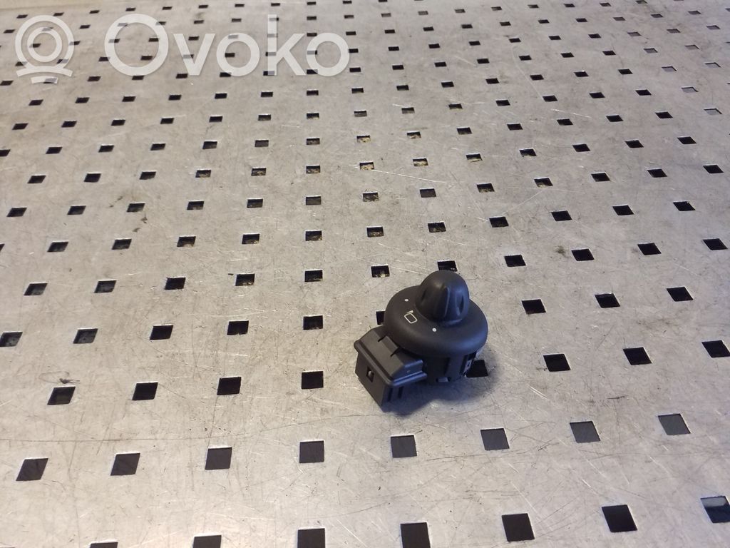 Mini Cooper Countryman R60 Wing mirror switch 