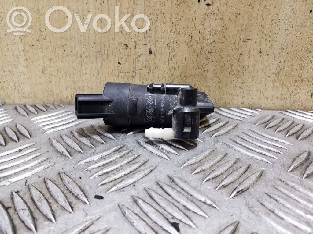 Ford Focus Windscreen/windshield washer pump 