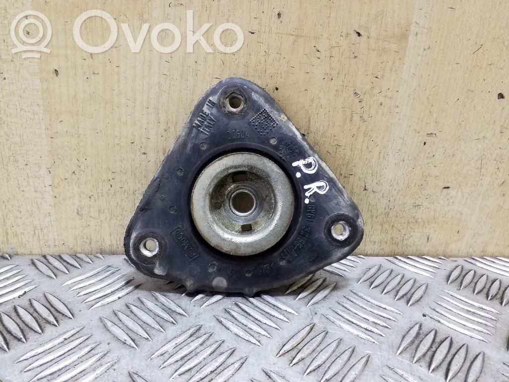 Ford Focus Muu etuiskunvaimentimien osa 