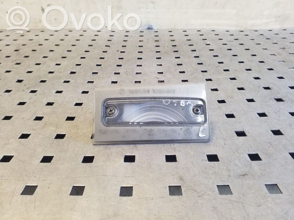 Subaru Outback Numerio apšvietimas 