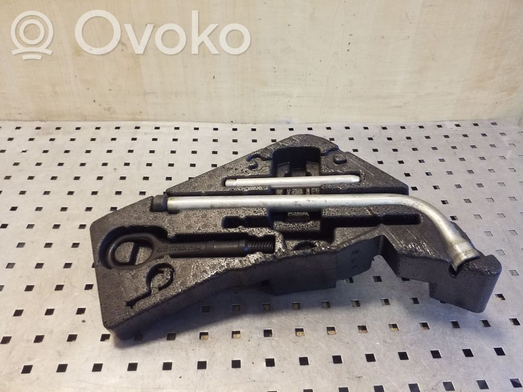 Työkalusarja   4L0012113C,7L0012219,1T0805615A