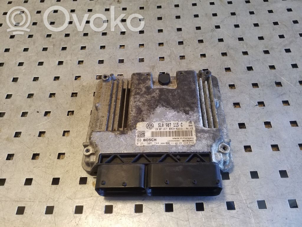 Skoda Yeti (5L) Engine control unit/module 