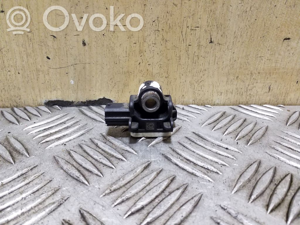 Sensor impacto/accidente para activar Airbag   8651A165