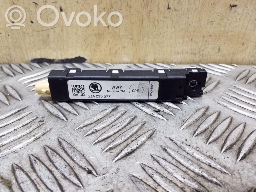 Seat Toledo IV (NH) Antennenverstärker Signalverstärker 