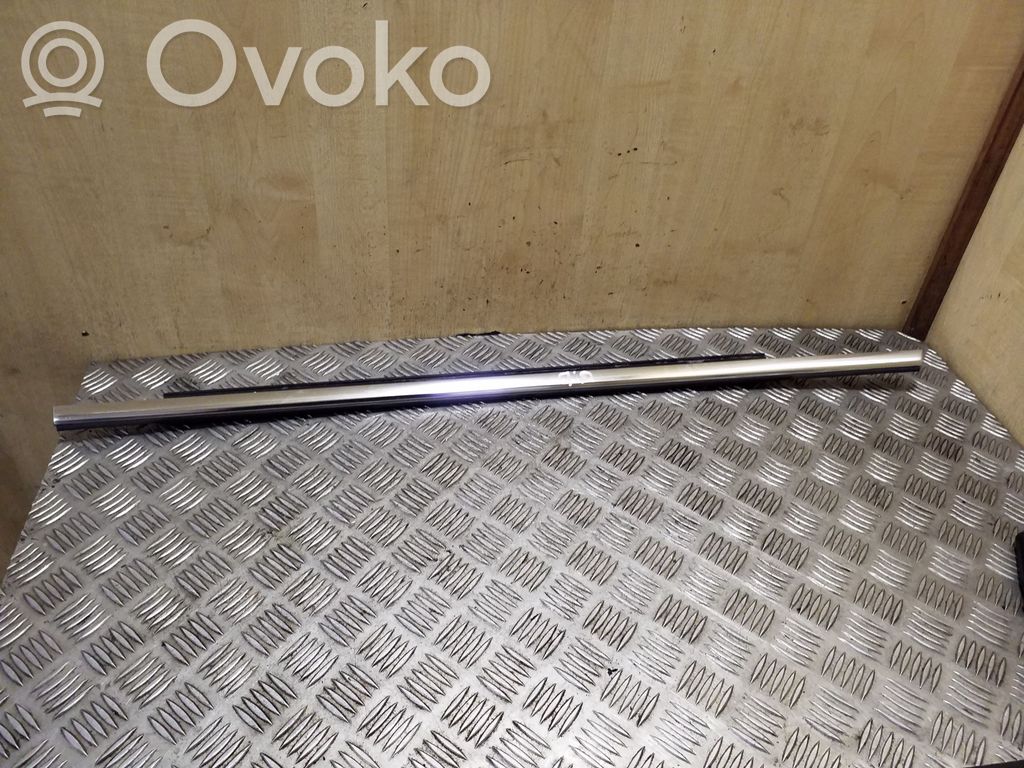 Audi Q5 SQ5 8R Rivestimento modanatura del vetro della portiera posteriore 