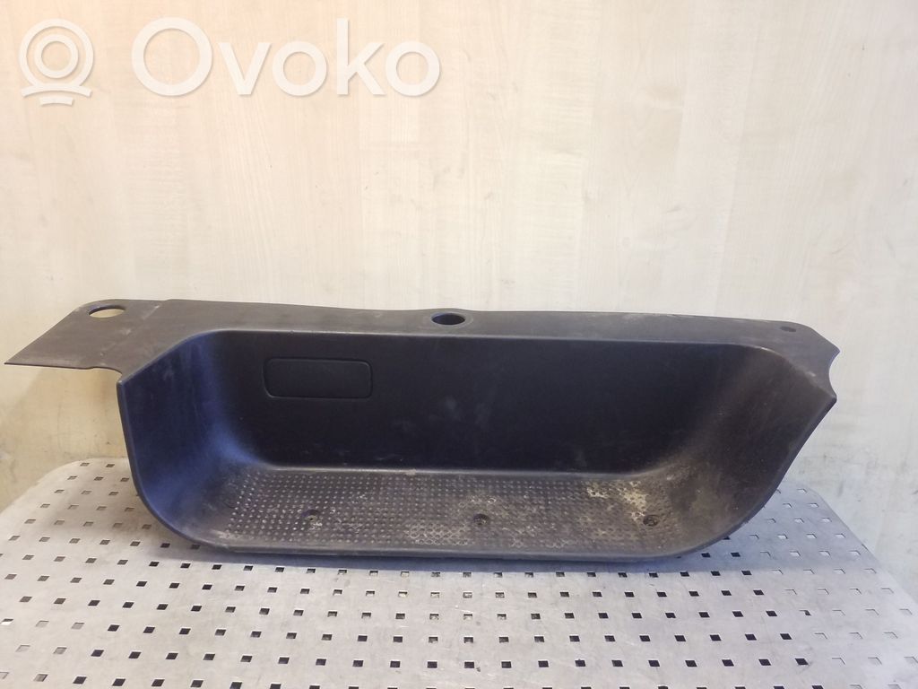 Renault Trafic II (X83) Listwa progowa przednia 