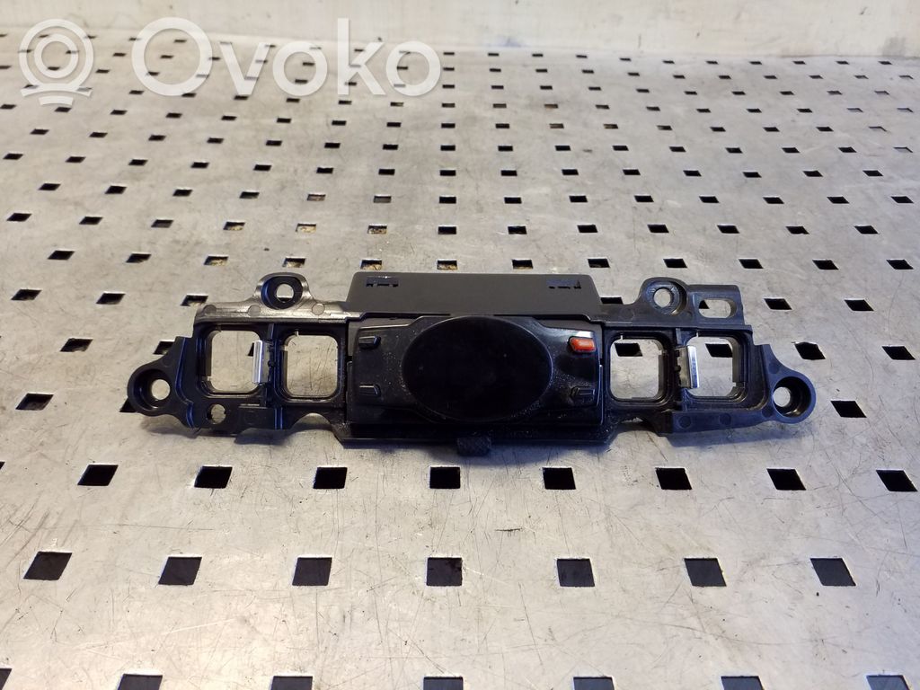 Chevrolet Captiva Clock 