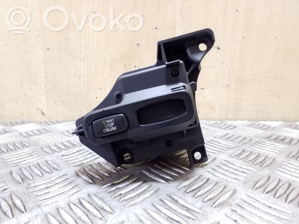 Volvo XC70 Virta-avainkortin lukija 