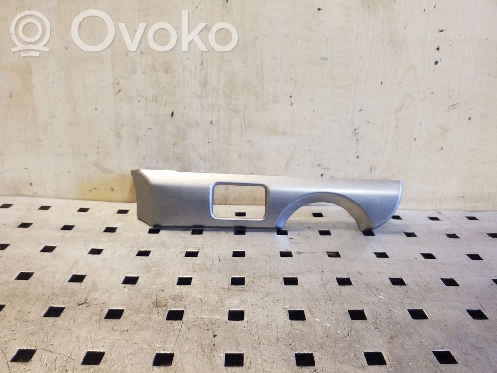 Skoda Yeti (5L) Rivestimento del vano portaoggetti del cruscotto