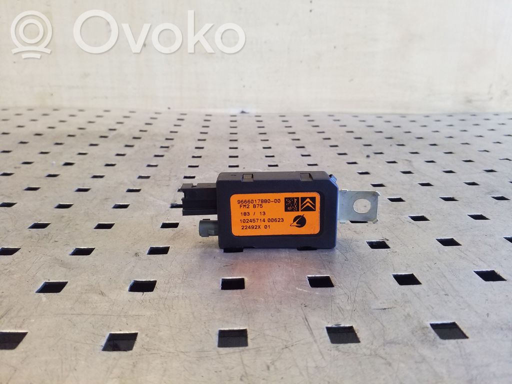 Antenos stiprintuvas   9666017880