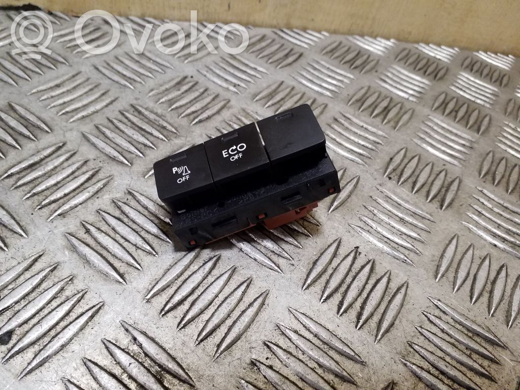 Parking (PDC) sensor switch   96664258