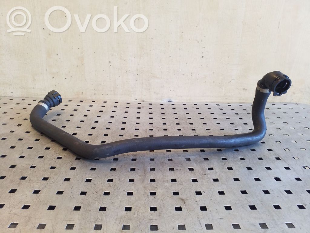 BMW X5 E70 Engine coolant pipe/hose 