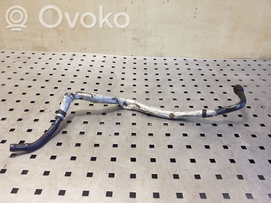 Audi Q7 4L Caurulīte (-es) / šļūtene (-es) 