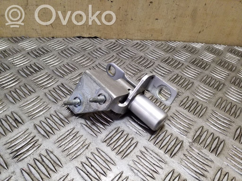 Ford Mondeo MK IV Takaoven yläsarana 