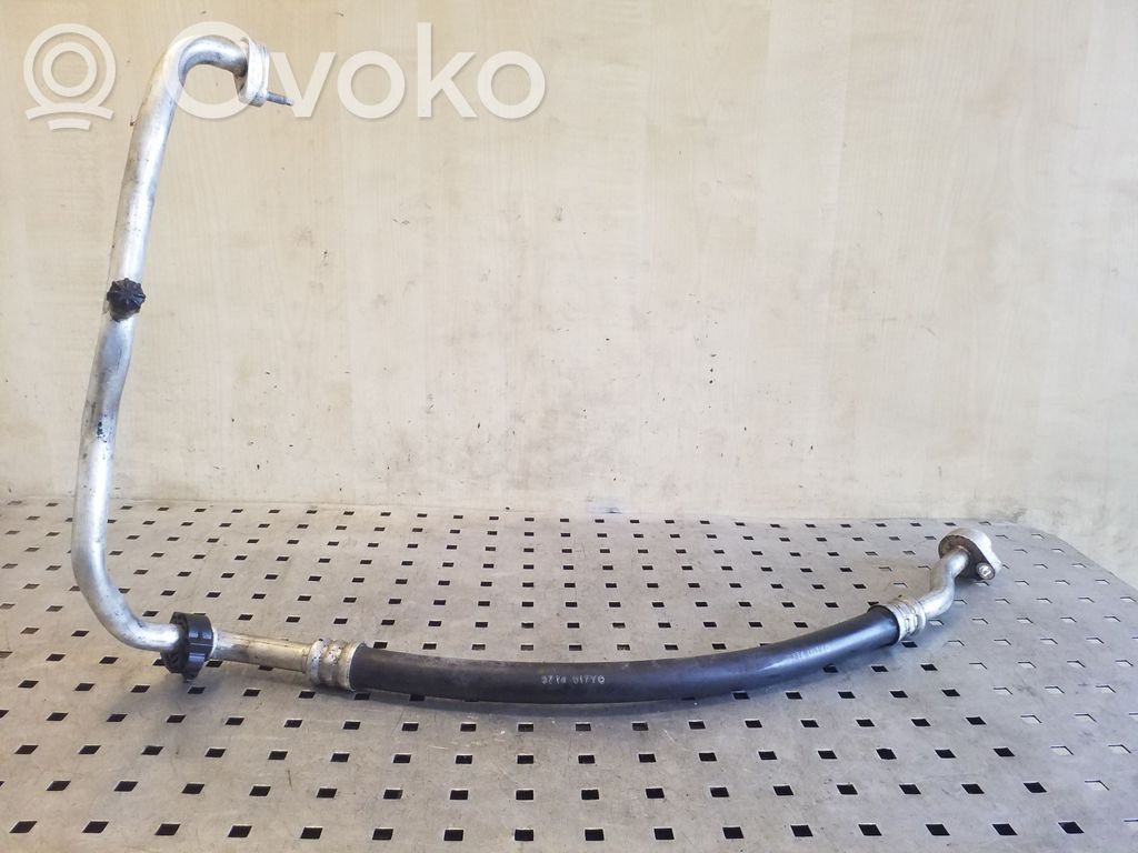 Volkswagen PASSAT B8 Conductă/furtun aer condiționat (A/C) 