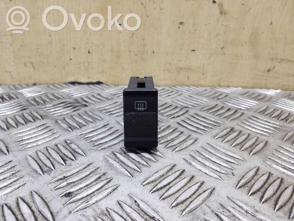 Tuulilasinlämmittimen kytkin   4A0941503F