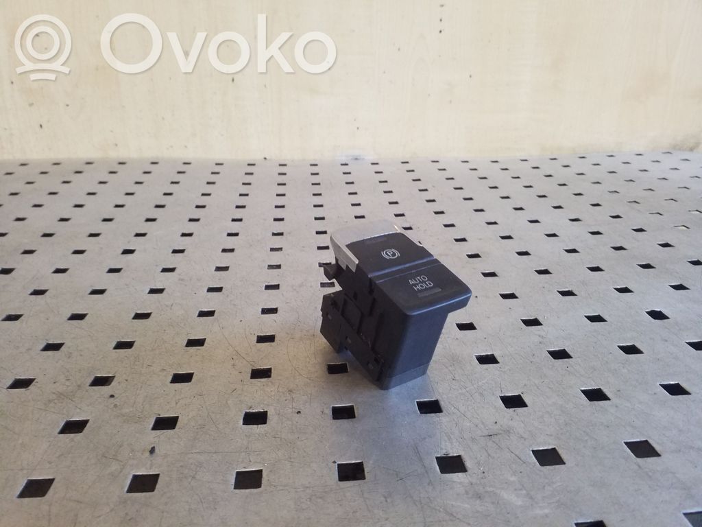 Volkswagen PASSAT B8 Przycisk / Włącznik hamulca ręcznego 
