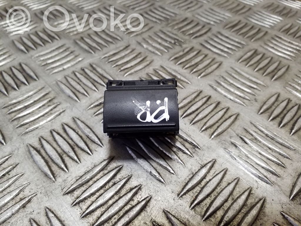 Volkswagen Eos Electric window control switch 
