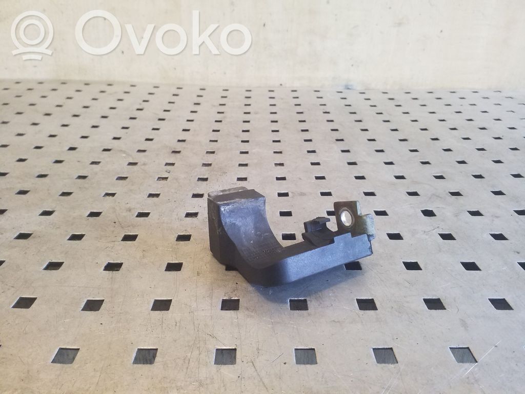 Muu moottoritilan osa   7W9311A134AA