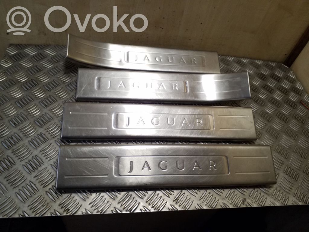 Jaguar XJL Set di rifiniture davanzale (interno) 